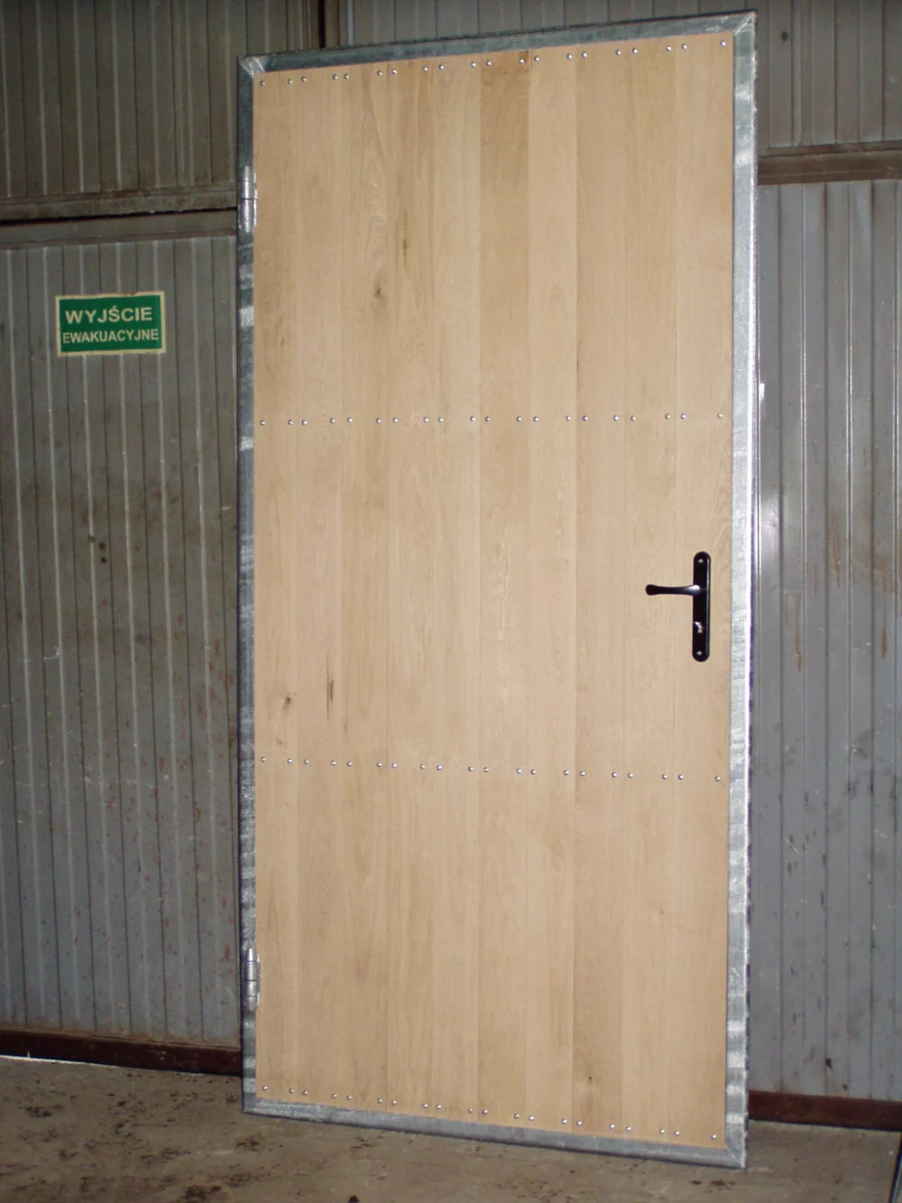 Drzwi_stajenne_DS10_6 Drzwi_stajenne_DS10_6