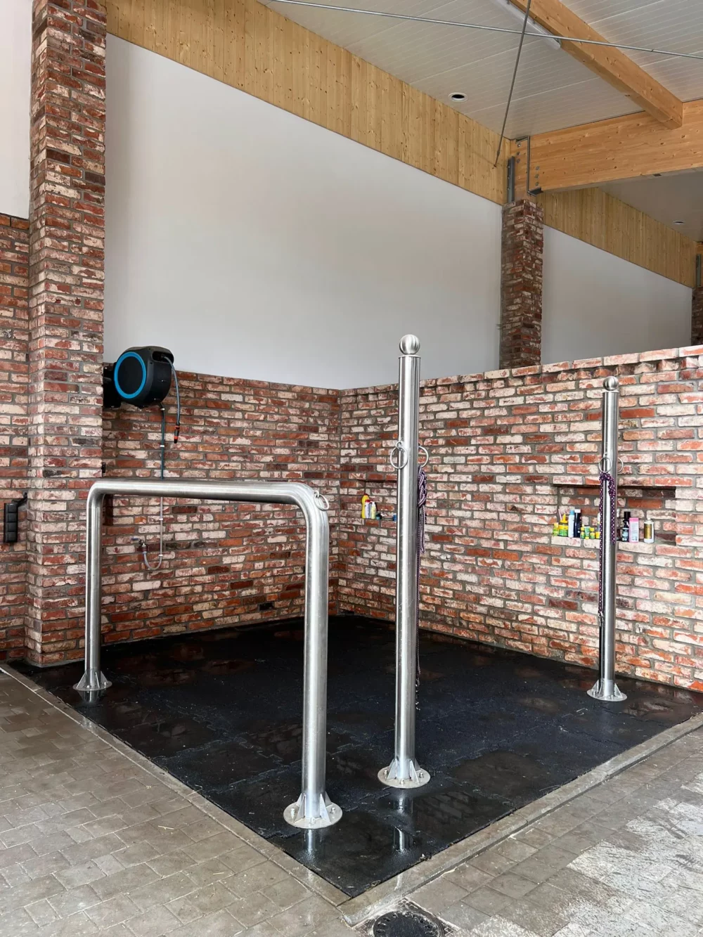 Słup uwiązowy2 Słup uwiązowy2